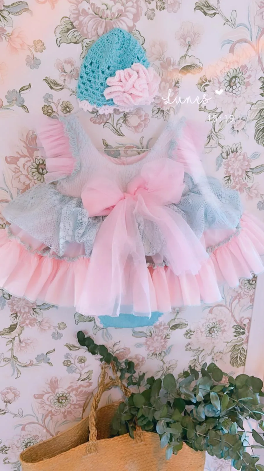Ela Confeccion AW24 PRE-ORDER - Girls Cristal Dress, Knickers & Hat in Pink & Turquoise