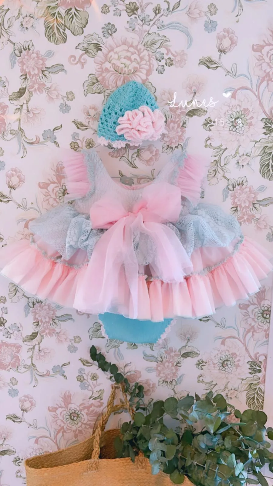 Ela Confeccion AW24 PRE-ORDER - Girls Cristal Dress, Knickers & Hat in Pink & Turquoise
